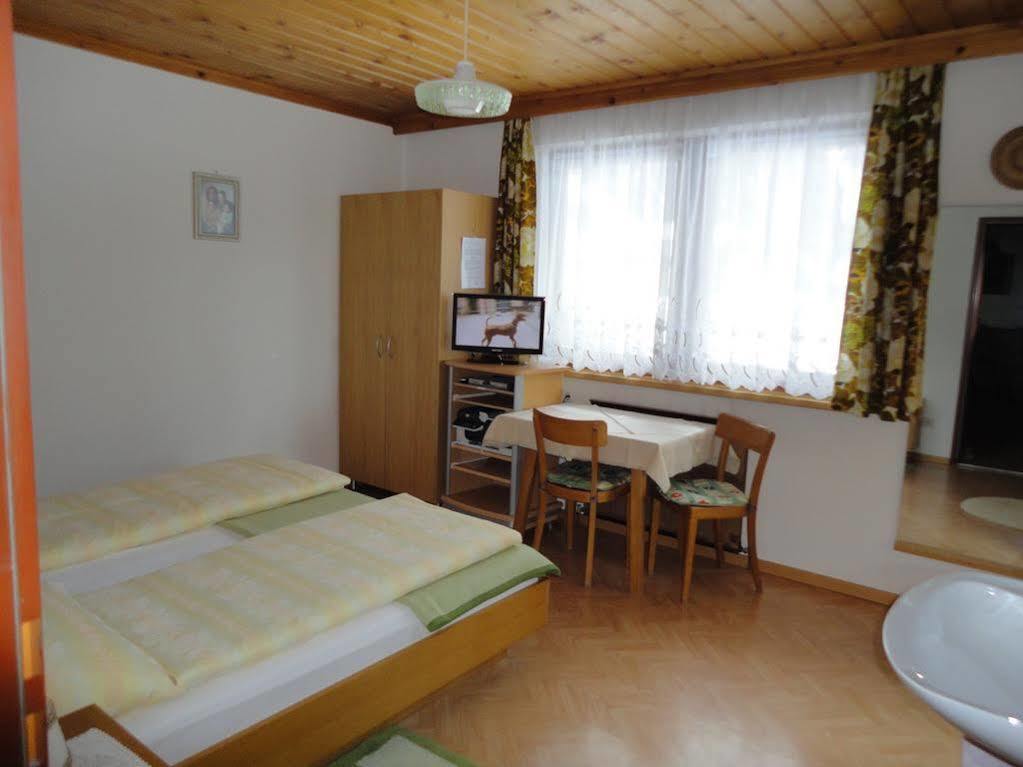 Haus Dorfblick Hotel Prägraten Eksteriør billede