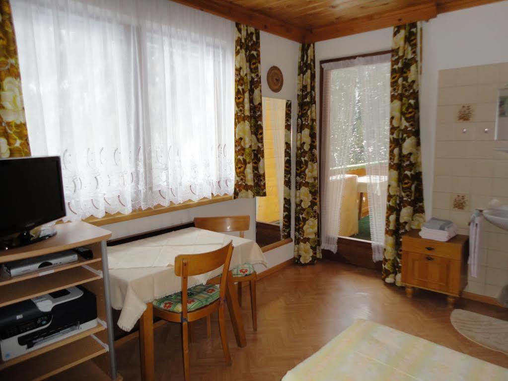 Haus Dorfblick Hotel Prägraten Eksteriør billede
