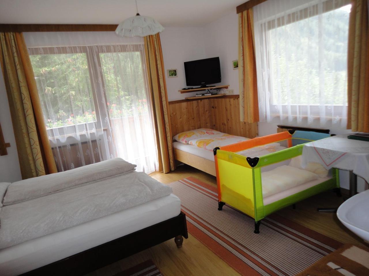 Haus Dorfblick Hotel Prägraten Eksteriør billede